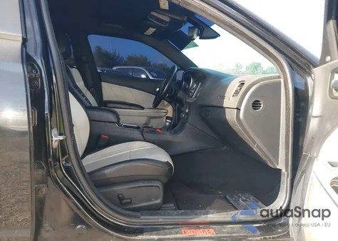 2015 Dodge Charger R/T из США, поврежденный, VIN 2C3CDXCTXFH862554